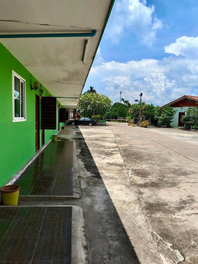 โรงเกลือรีสอร์ท Aranyaprathet Eksteriør bilde